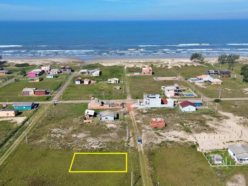 Terreno a Passos do Mar Bairro Sumaré